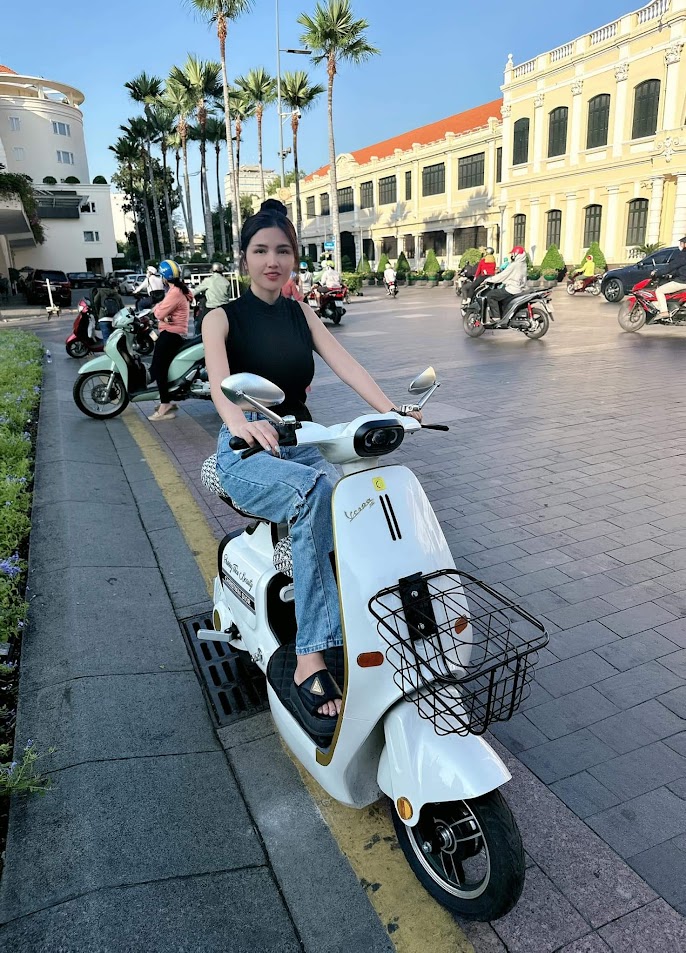 Kính hậu Rizoma Sò lớn - Kính kiểu xe máy