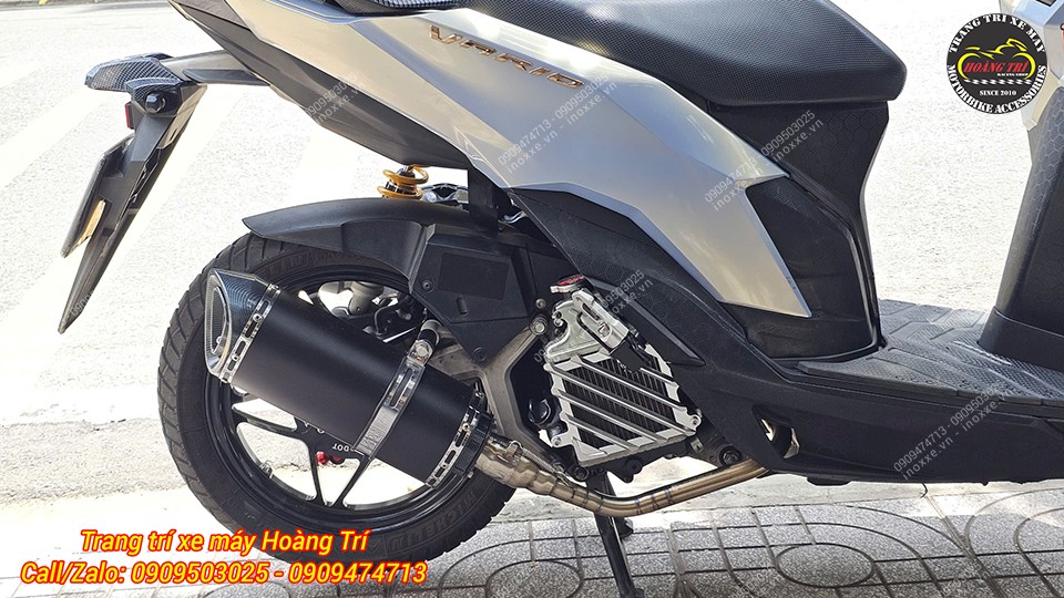 Pô độ Akrapovic đuôi Carbon F1 có tiêu giảm thanh