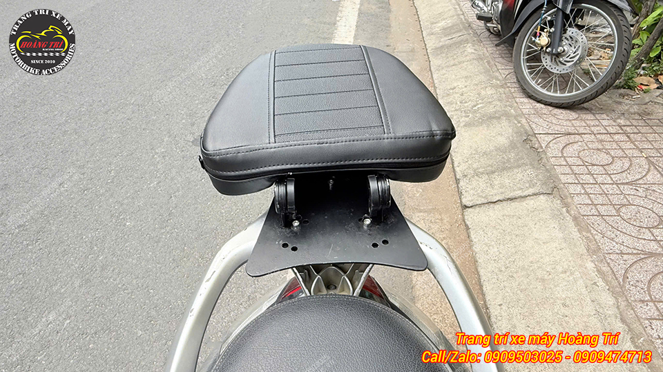 Tựa lưng Piaggio Liberty bật/gấp 2 chiều