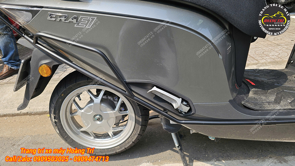 Ốp gác chân sau xe điện ERA