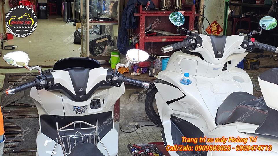 Ốp ghi đông PCX kiểu Forza 300