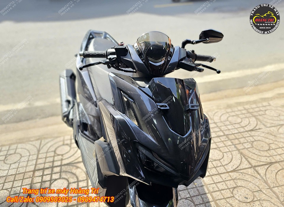 Mão chắn gió trong suốt Vario 160 - HT