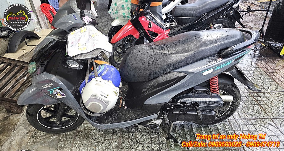 Gác chân phụ HTR độ cho xe Yamaha Freego