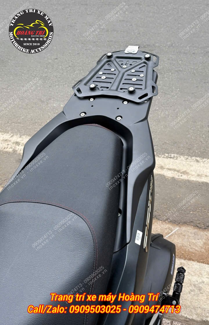 Ốp cản sau nhôm đúc nguyên khối PCX 160
