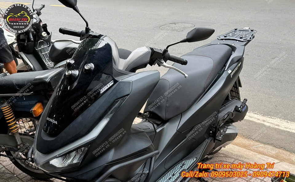 Ốp cản sau nhôm đúc nguyên khối PCX 160