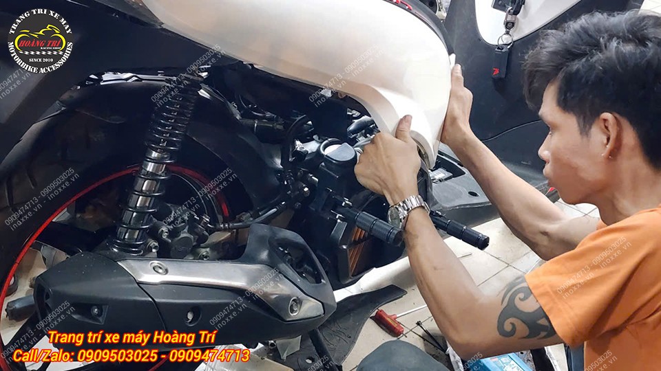 Gác chân phụ HTR nhôm CNC cho xe SH