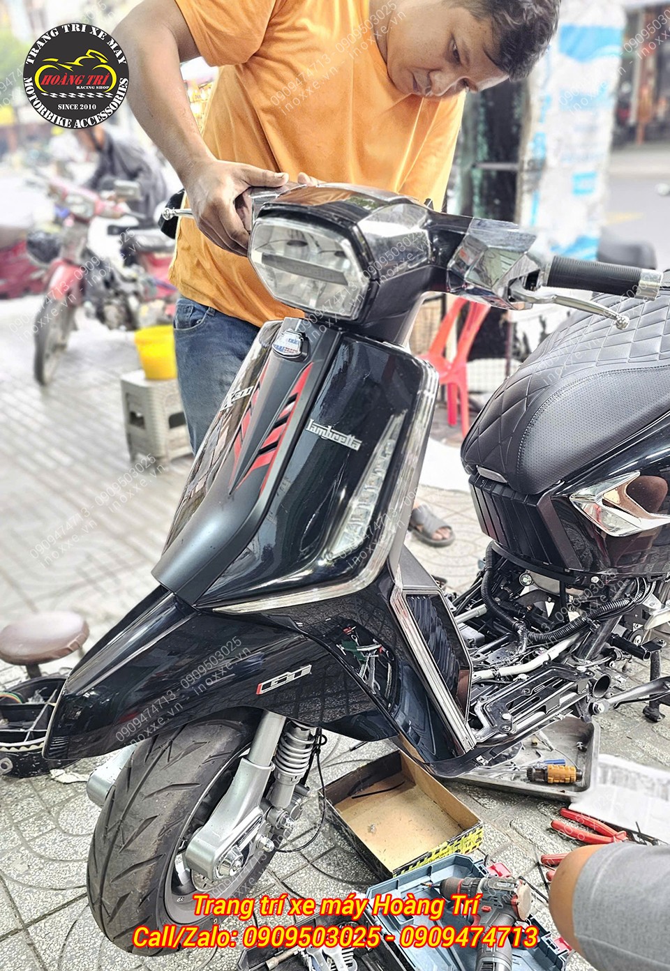 Độ bật gác chân sau tự động cho xe Lambretta