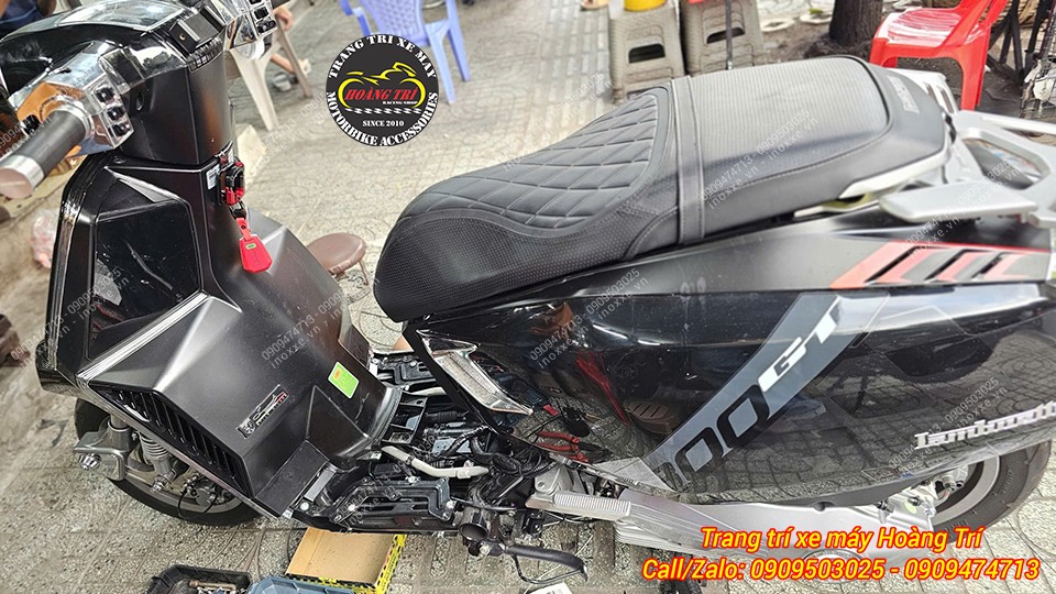 Độ bật gác chân sau tự động cho xe Lambretta