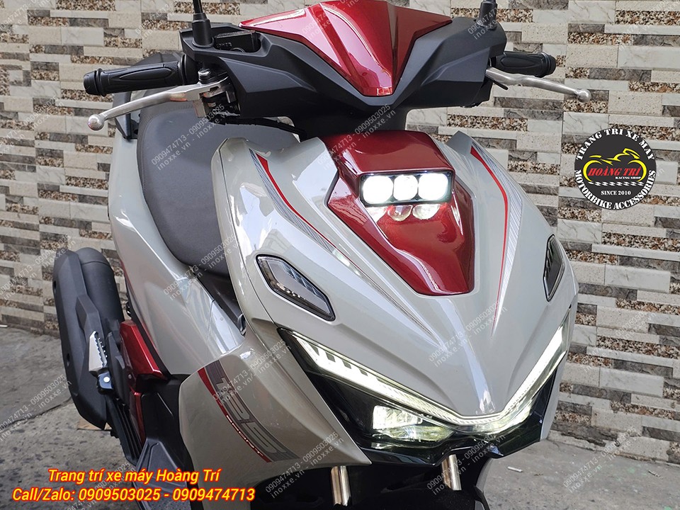 Lắp đèn trợ sáng cho xe Airblade