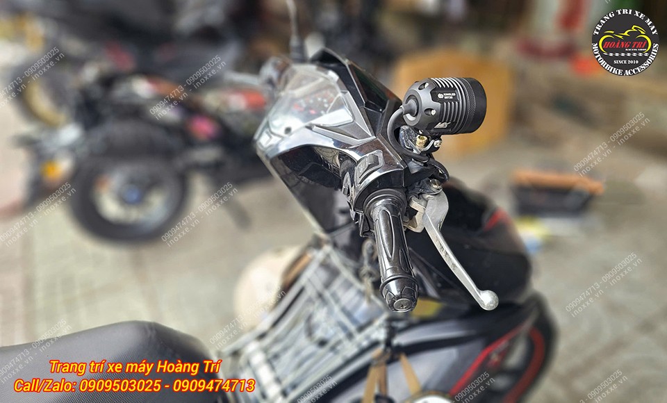 Lắp đèn trợ sáng cho xe Airblade