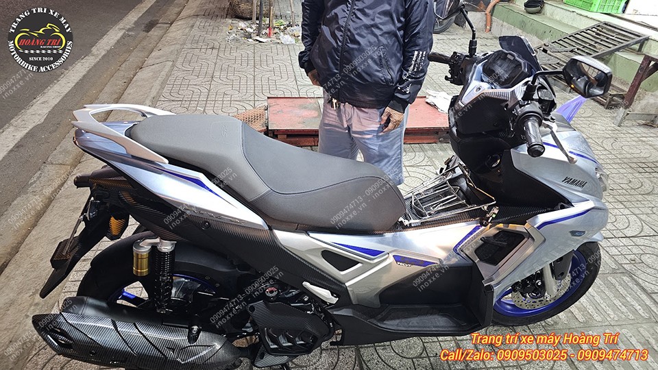 Độ cản sau cho xe NVX V3