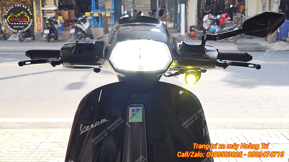 Lắp đèn trợ sáng cho xe Vespa
