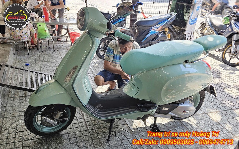 Gác chân phụ HTR nhôm CNC cho xe Vespa
