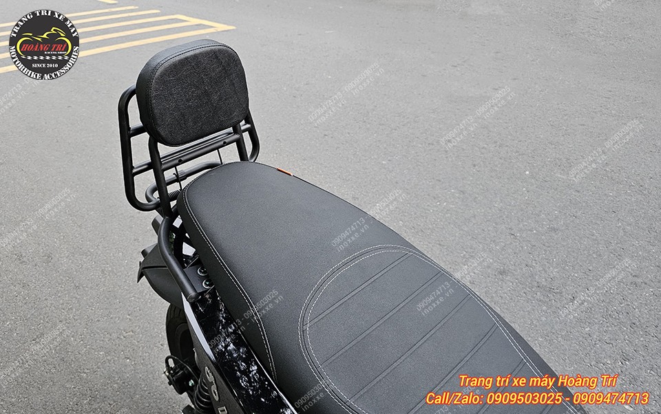 Baga sau xe máy điện Dat Bike Quantum kiểu Vespa