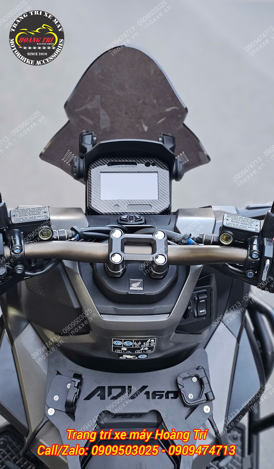 Ốp trang trí đồng hồ ADV 160 vân carbon