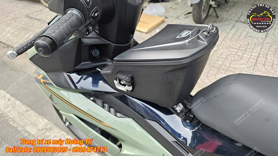 Thùng giữa Givi G11N