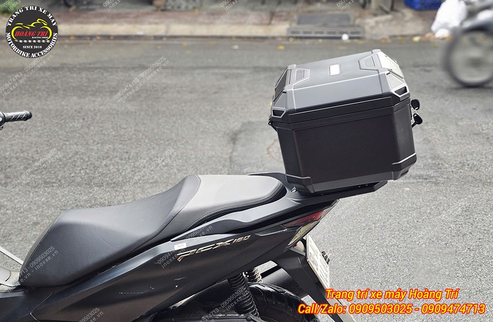 Thùng sau Givi U37A