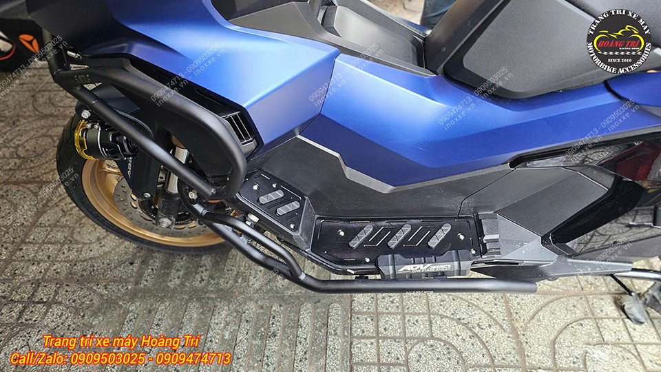 Thảm để chân ADV 350 nhôm CNC - NCL