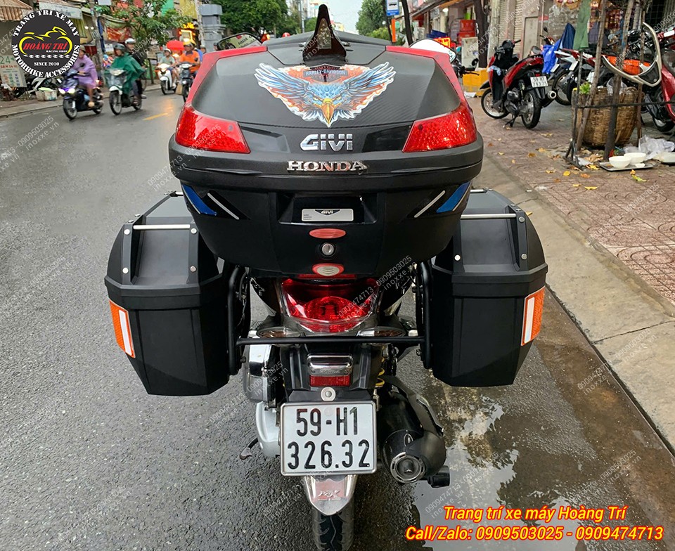 Thùng hông Givi cho xe PCX