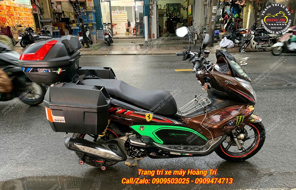 Thùng hông Givi cho xe PCX