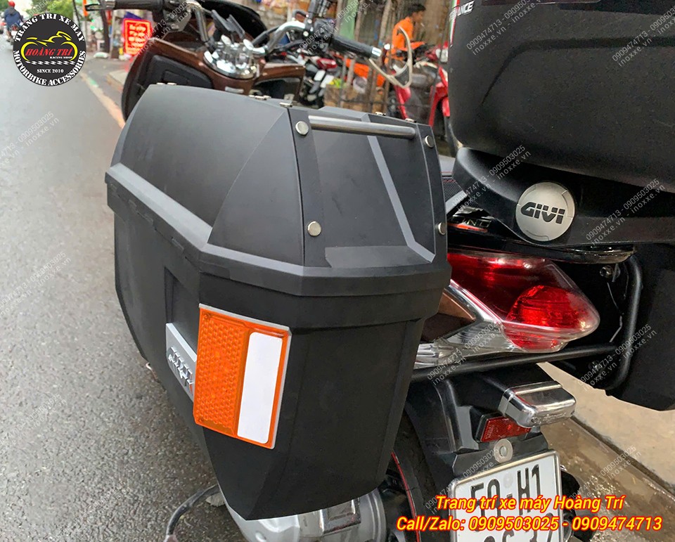 Thùng hông Givi cho xe PCX