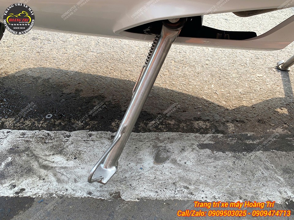 Chân chống inox cho xe SH Việt Nam