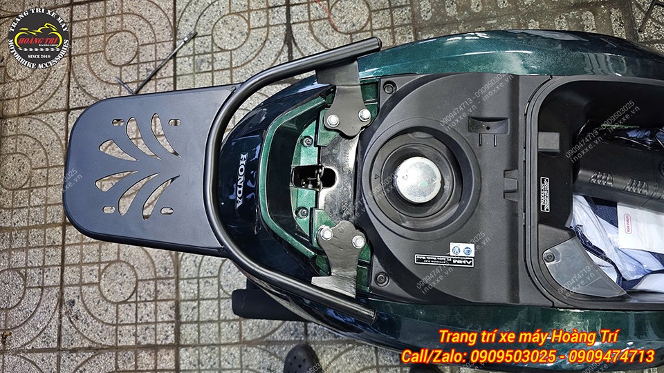 Trọn bộ baga sau tựa lưng bật gấp cho xe Stylo 160