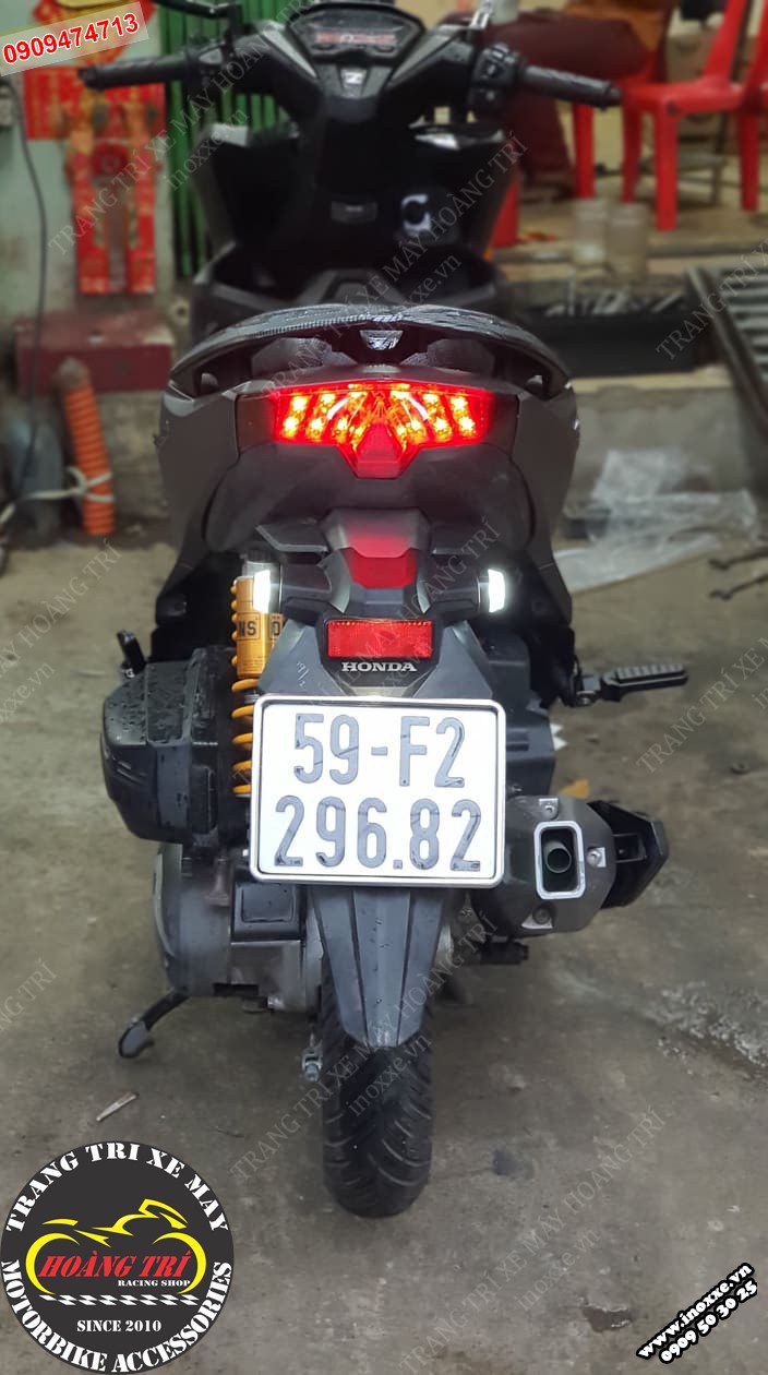 Gù tay lái có đèn - Xi nhan HTR