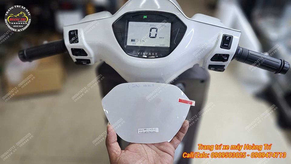 Dán keo xe máy điện Vinfast Krala