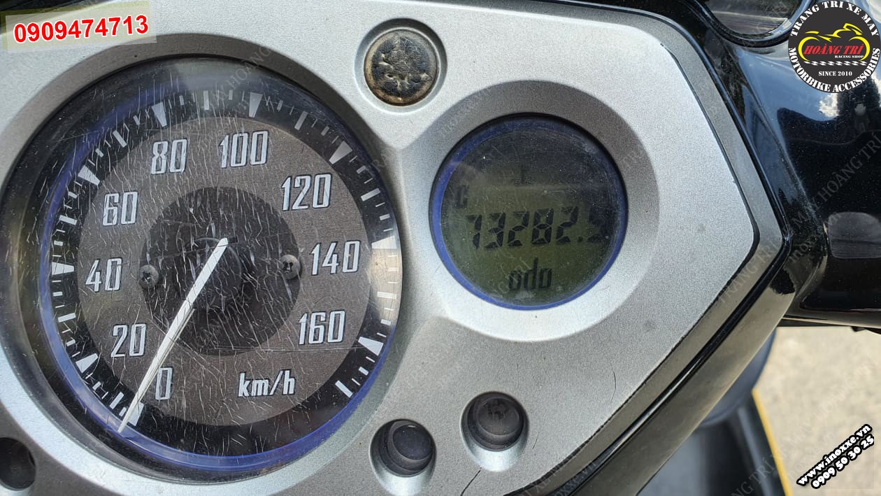 Odo của xe là 73.000km cũng không quá cao so với xe 11 năm sử dụng