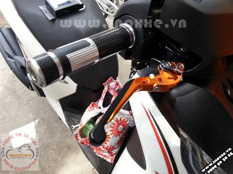 Bao tay carbon - Đồ chơi cao cấp cho xe máy