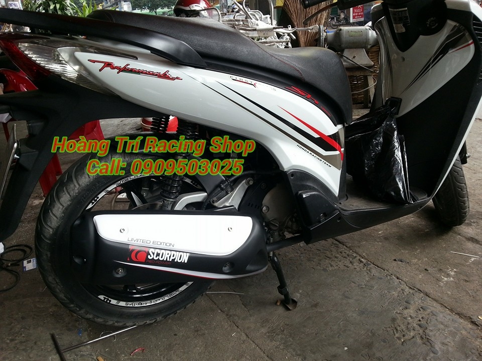 Ốp pô Sh 300i lắp cho xe Dylan-PS-PCX 
