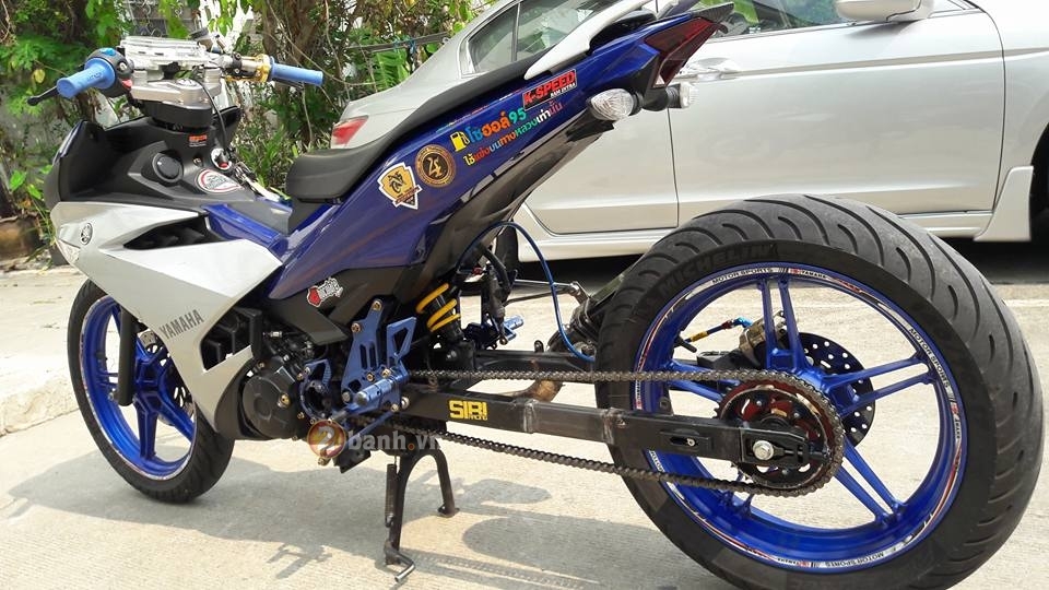 Excier 150 do phong cach Yamaha X1R