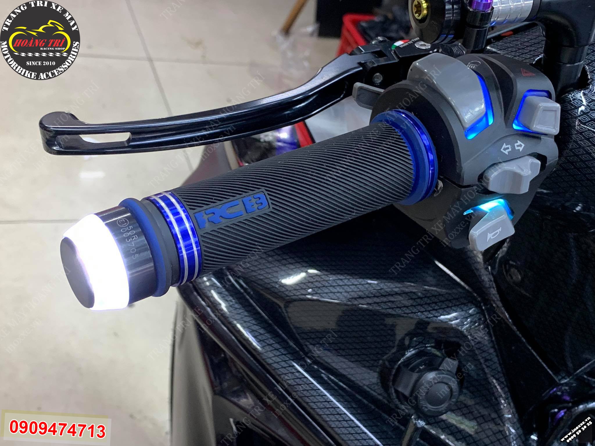 Gù tay lái có đèn - Xi nhan HTR