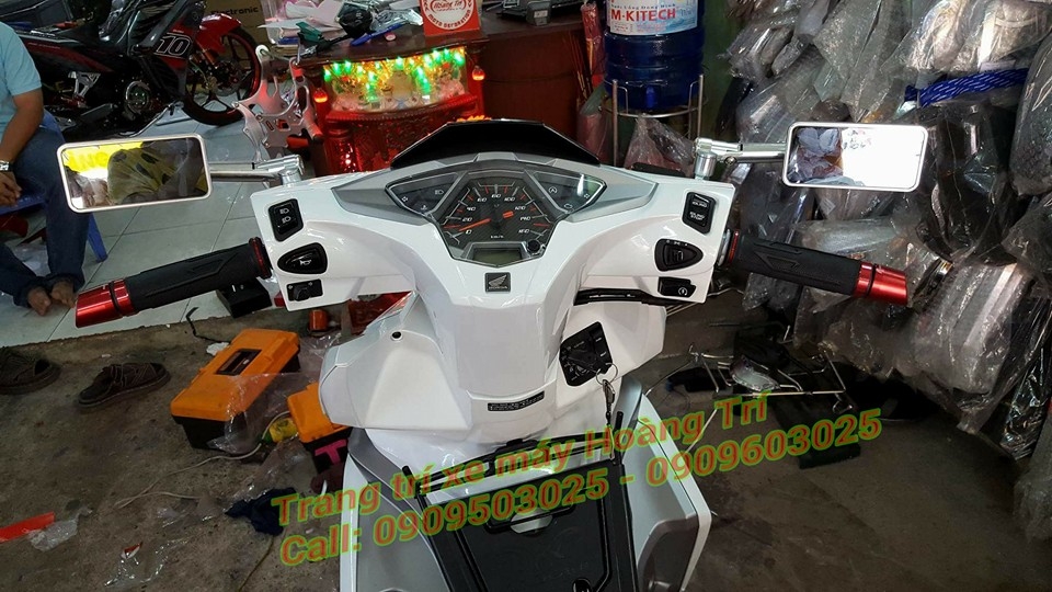 trang tri xe airblade 2016